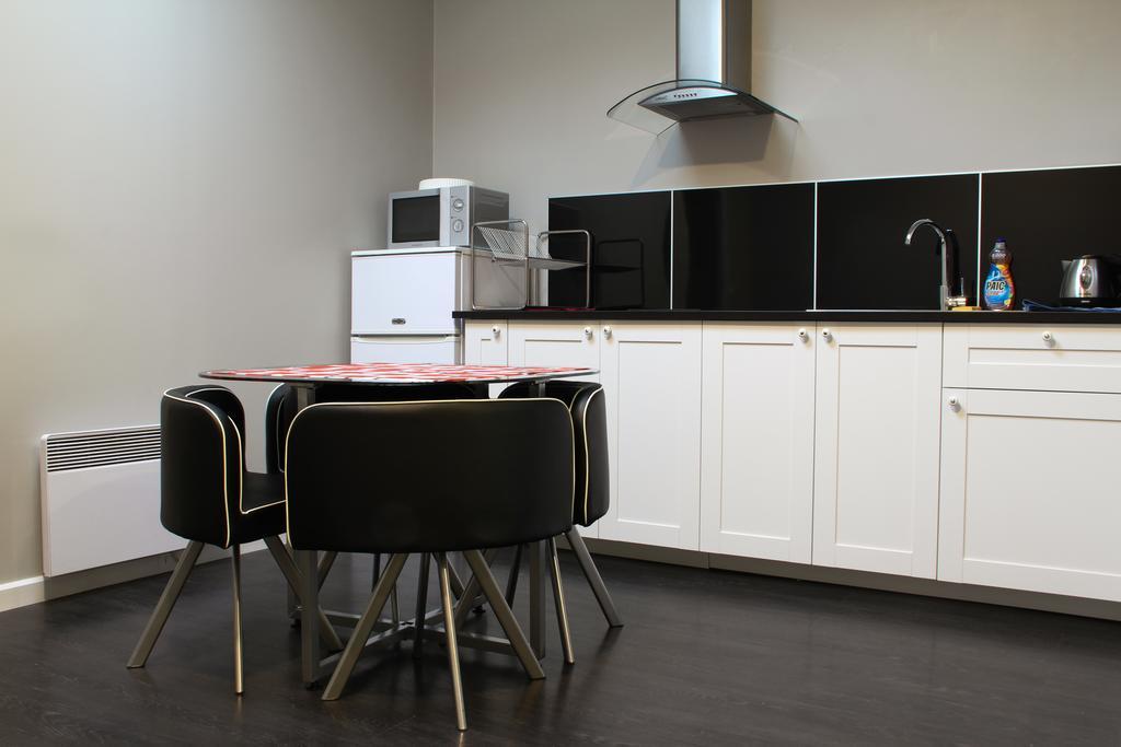 Hotel De France Boulogne-Billancourt Room photo